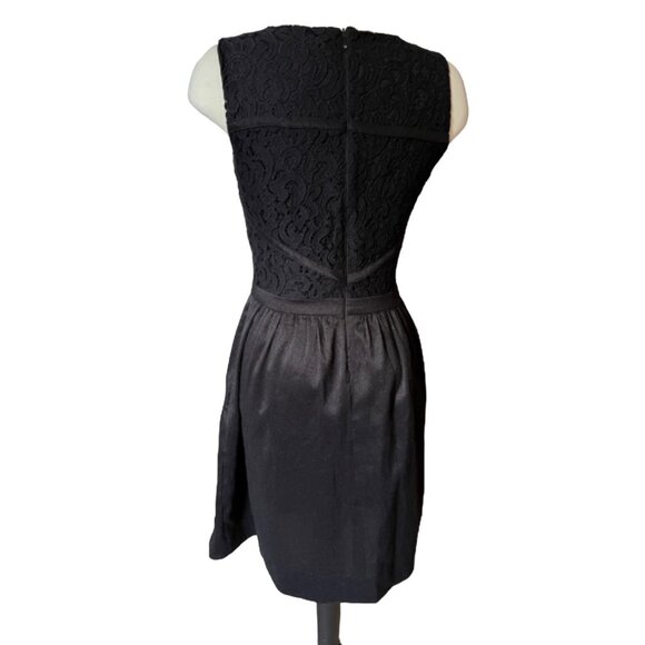 Taylor Black Lace Baby Doll Dress Sz 8 (Medium) Womens Sparkly with Pockets - Picture 11 of 14